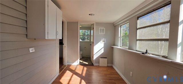 2214 Stage Junction Rd, Columbia, VA 23038