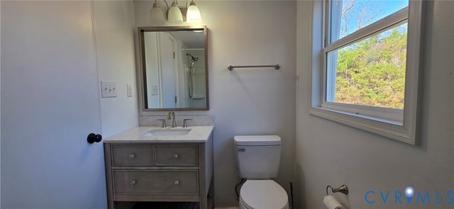 2214 Stage Junction Rd, Columbia, VA 23038