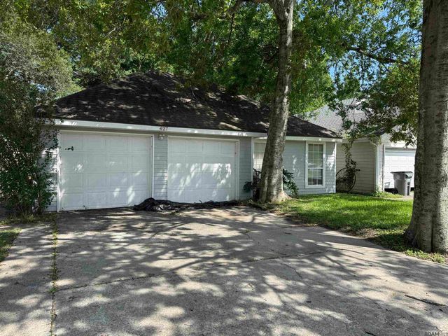 427 Highland Creek Pkwy, Baton Rouge, LA 70808
