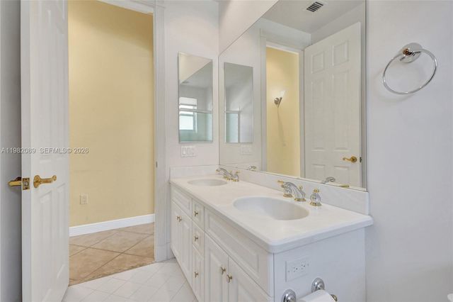 1459 Shoreline Way, Hollywood, FL 33019