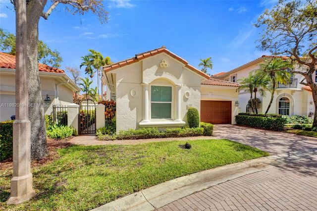 1459 Shoreline Way, Hollywood, FL 33019