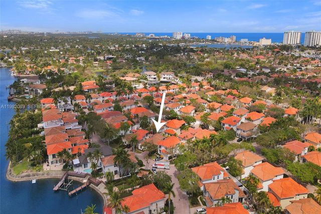 1459 Shoreline Way, Hollywood, FL 33019