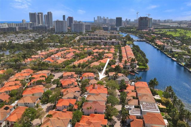 1459 Shoreline Way, Hollywood, FL 33019