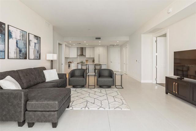 275 1ST AVENUE S 1708, St Petersburg, FL 33701