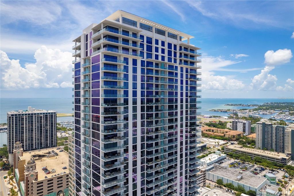 275 1ST AVENUE S 1708, St Petersburg, FL 33701