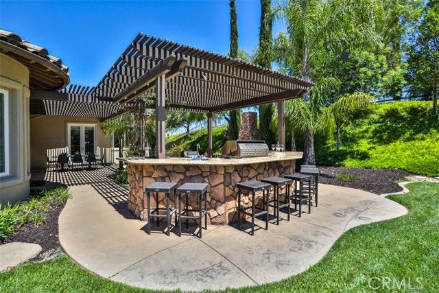 39520 Colleen Way, Temecula, CA 92592