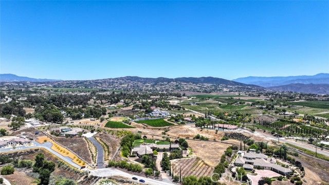 39520 Colleen Way, Temecula, CA 92592