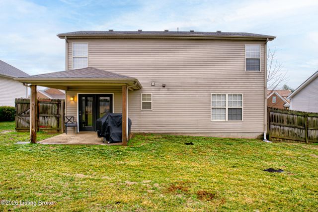 816 Hackney Ln, Shelbyville, KY 40065