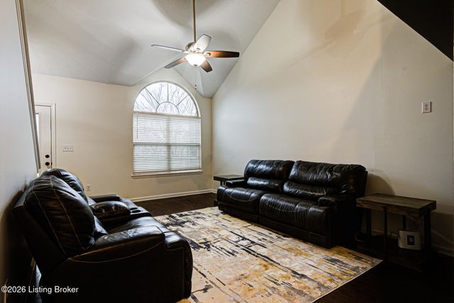 816 Hackney Ln, Shelbyville, KY 40065