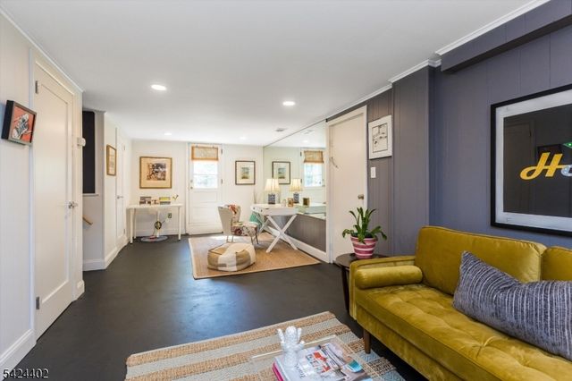 30 Bellaire Dr, Montclair Twp., NJ 07042