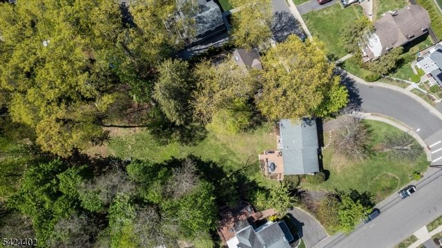 30 Bellaire Dr, Montclair Twp., NJ 07042