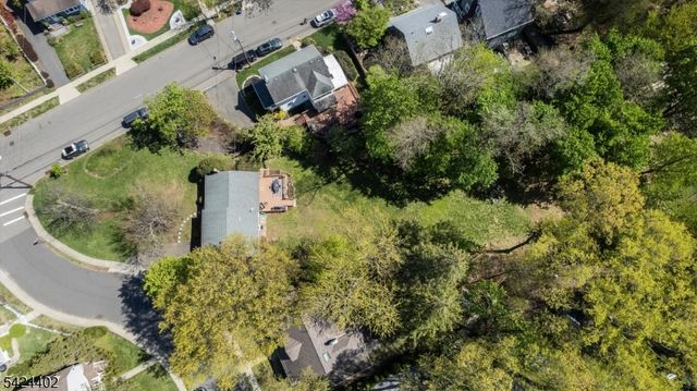 30 Bellaire Dr, Montclair Twp., NJ 07042