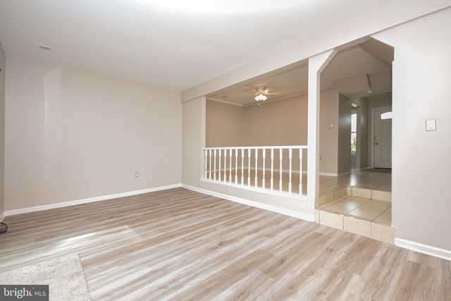 8853 TEAKWOOD CT, Manassas, VA 20109