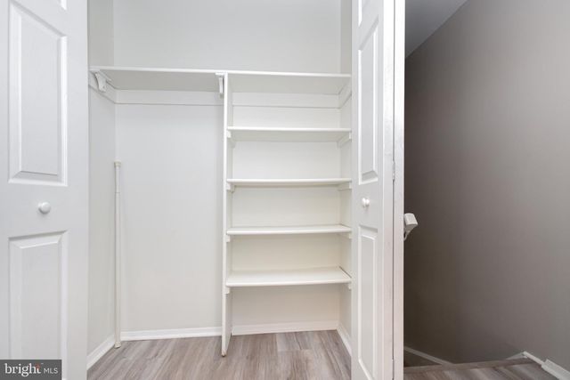 8853 TEAKWOOD CT, Manassas, VA 20109