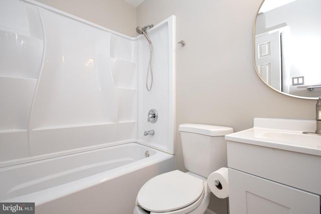 8853 TEAKWOOD CT, Manassas, VA 20109