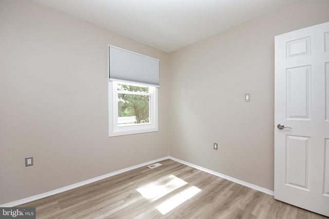 8853 TEAKWOOD CT, Manassas, VA 20109
