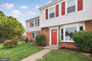 8853 TEAKWOOD CT, Manassas, VA 20109