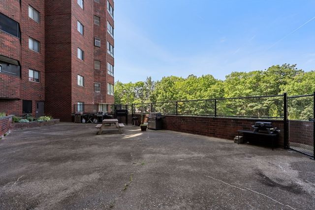 200 Burkhall Street 505, Weymouth, MA 02190