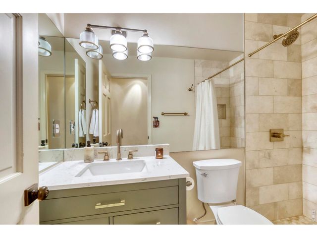 8563 Middle Fork Rd, Boulder, CO 80302