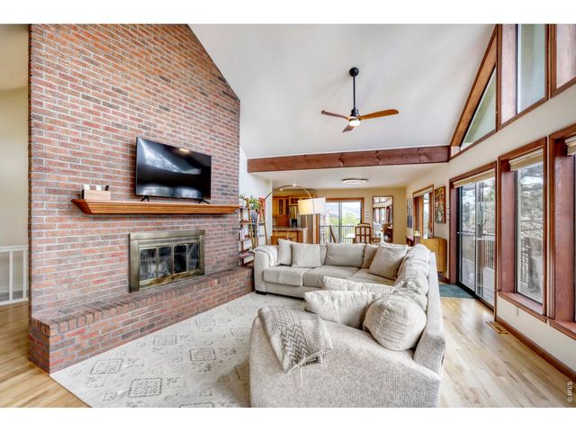 8563 Middle Fork Rd, Boulder, CO 80302