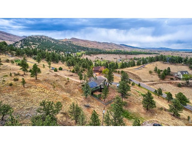 8563 Middle Fork Rd, Boulder, CO 80302