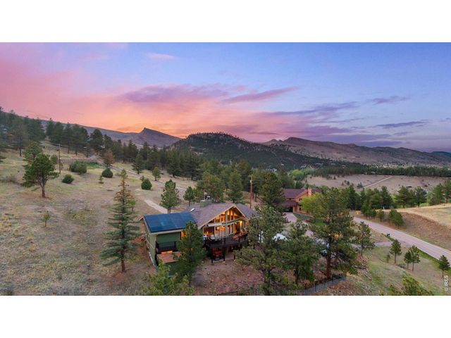 8563 Middle Fork Rd, Boulder, CO 80302