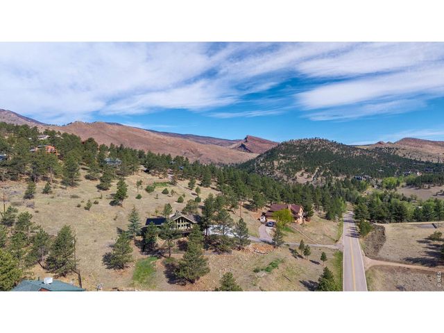 8563 Middle Fork Rd, Boulder, CO 80302