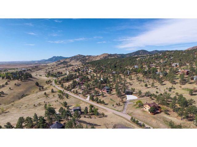 8563 Middle Fork Rd, Boulder, CO 80302