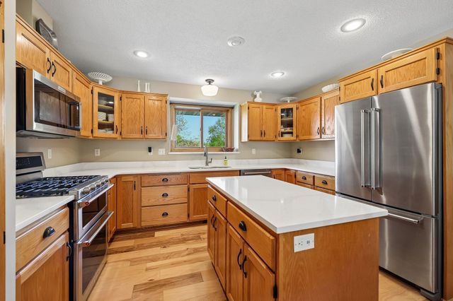 21389 Goldenrod Lane, Rogers, MN 55374