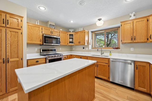 21389 Goldenrod Lane, Rogers, MN 55374