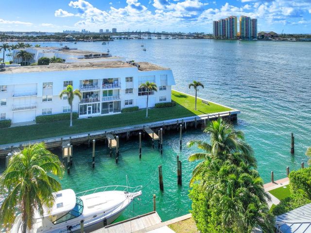 1030 Sugar Sands Boulevard 267, Singer Island, FL 33404