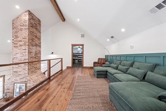399 Satin Rd, Chilton, TX 76632