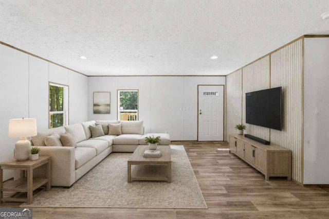 35 N Laurel Trace, Carrollton, GA 30116
