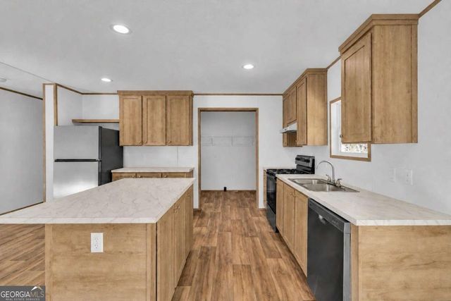 35 N Laurel Trace, Carrollton, GA 30116