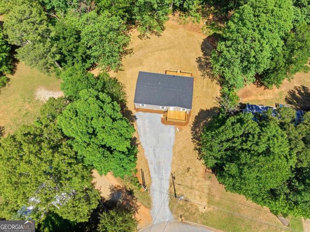 35 N Laurel Trace, Carrollton, GA 30116