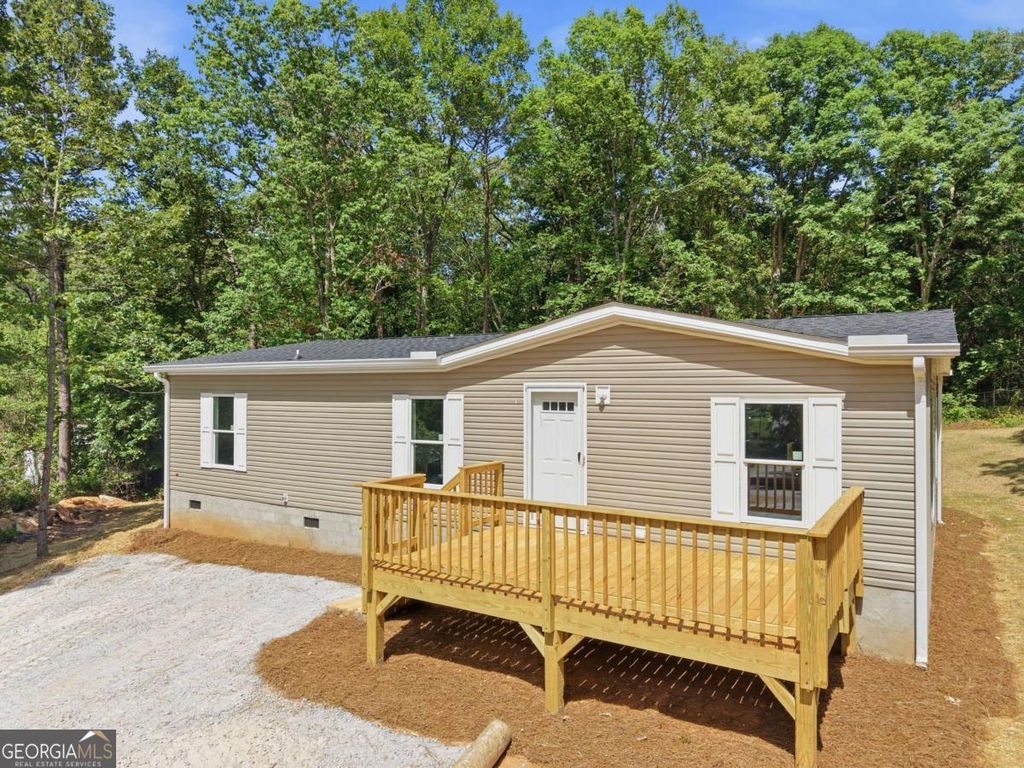 35 N Laurel Trace, Carrollton, GA 30116