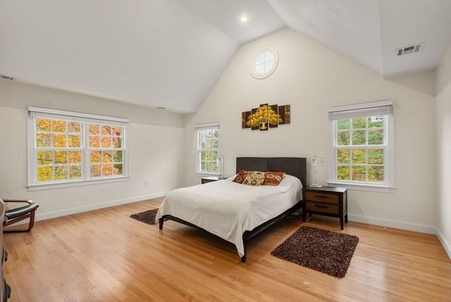 53 Drabbington Way, Weston, MA 02493