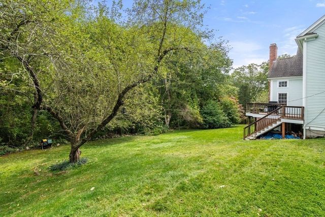 53 Drabbington Way, Weston, MA 02493