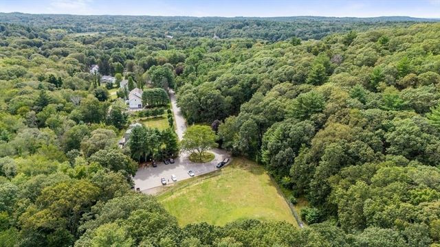 53 Drabbington Way, Weston, MA 02493