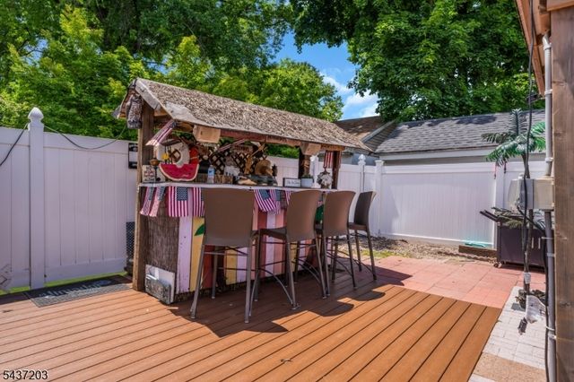 153 Mt Vernon St, Ridgefield Park Village, NJ 07660