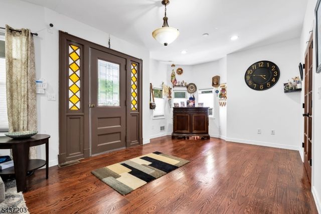 153 Mt Vernon St, Ridgefield Park Village, NJ 07660