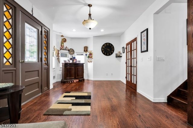153 Mt Vernon St, Ridgefield Park Village, NJ 07660