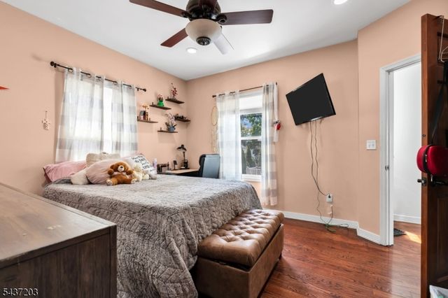 153 Mt Vernon St, Ridgefield Park Village, NJ 07660