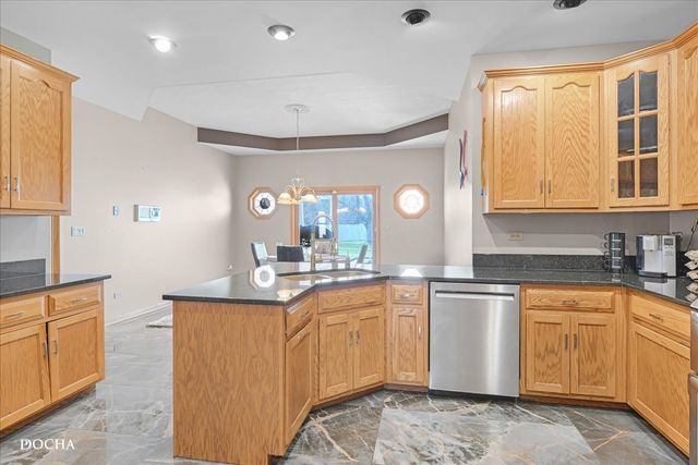 365 E Pine Meadow Court, Morris, IL 60450