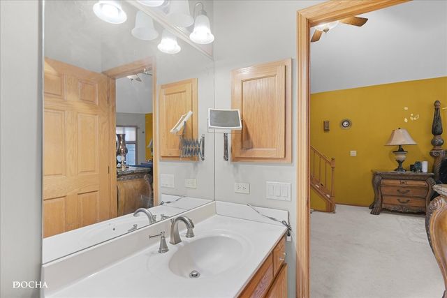 365 E Pine Meadow Court, Morris, IL 60450