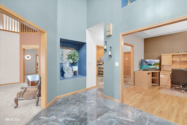 365 E Pine Meadow Court, Morris, IL 60450