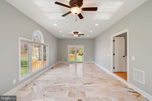 5342 CHAFFINS FARM CT, Haymarket, VA 20169
