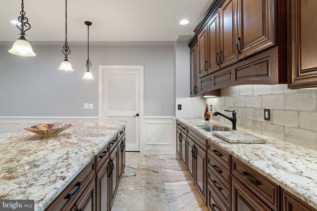 5342 CHAFFINS FARM CT, Haymarket, VA 20169