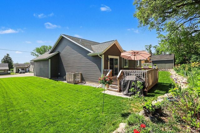 2006 Lake Avenue, North Muskegon City, MI 49445