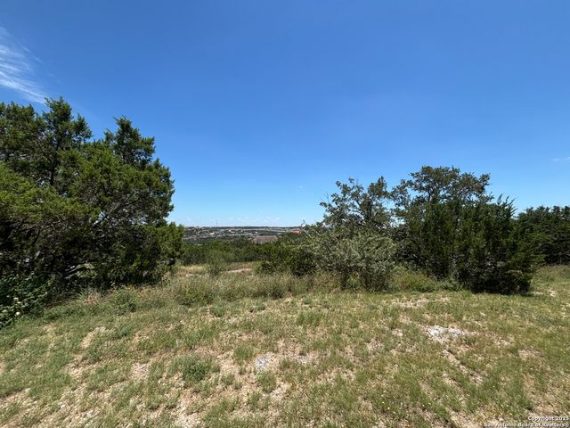 52 Champions Run, San Antonio, TX 78258